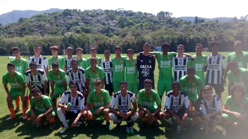 BOLA PRETA JOGA EM ÁGUAS DE LINDÓIA